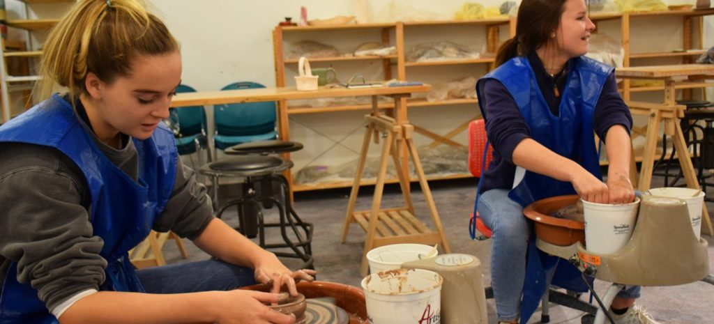 MMoA Teen pottery class